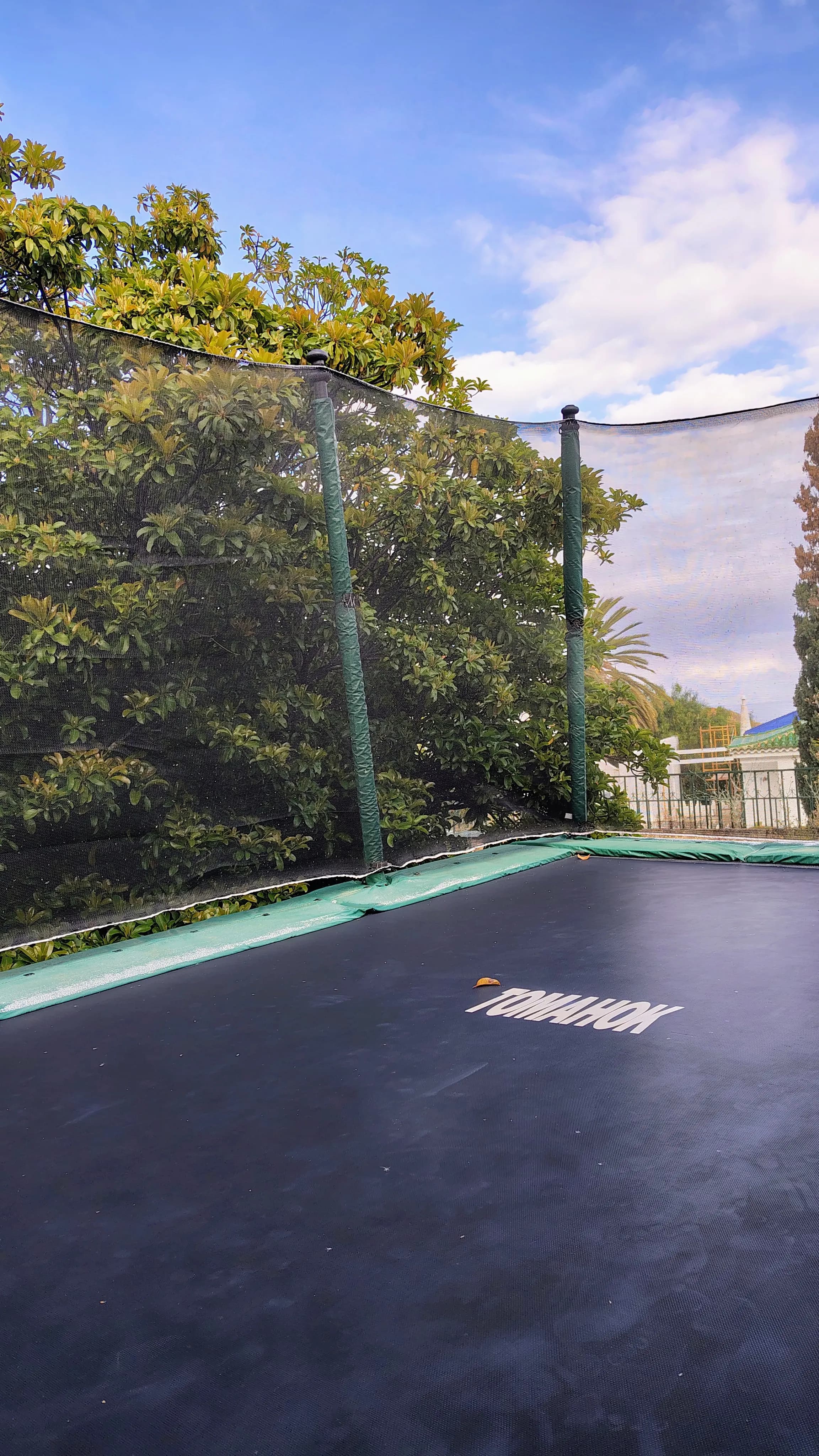 Vertical view of the outdoor fitness terrace.