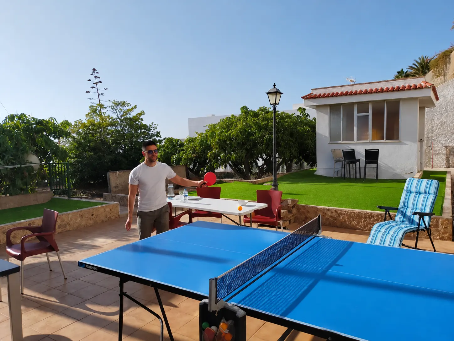Tavolo da ping pong a Blue Paradise.